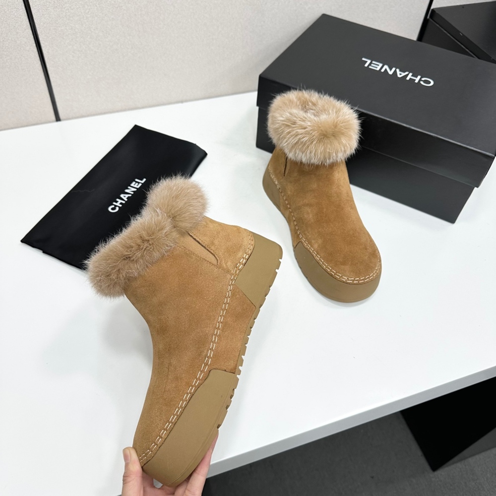 CHANEL Fur Trim Snow Boots Logo Rubber Sole Ankle Boots - Picture 7 of 9